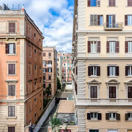 Clausim Domus: New Brightful Flat Next To The Vatican-2
